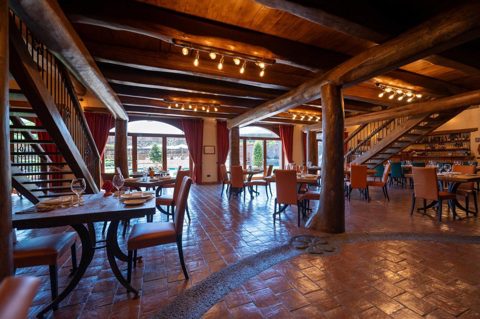 Etna Quota Mille Boutique Hotel, Typical Sicilian Food & Wine Randazzo Eksteriør billede
